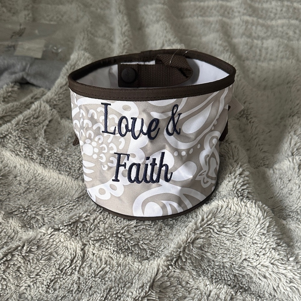 Thirty-One Brown and White Cosmetic Bag